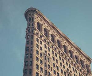 Quia architecto beatae omnis nihil