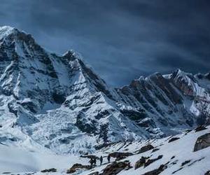 Sint qui natus non aut